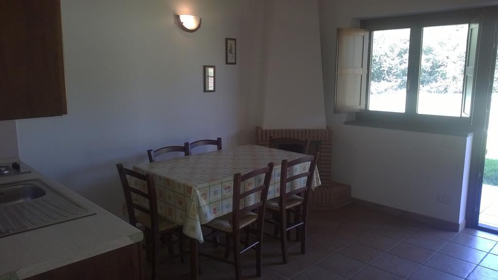 Agriturismo Monte Dell'Olmo Тревиньяно-Романо Номер фото